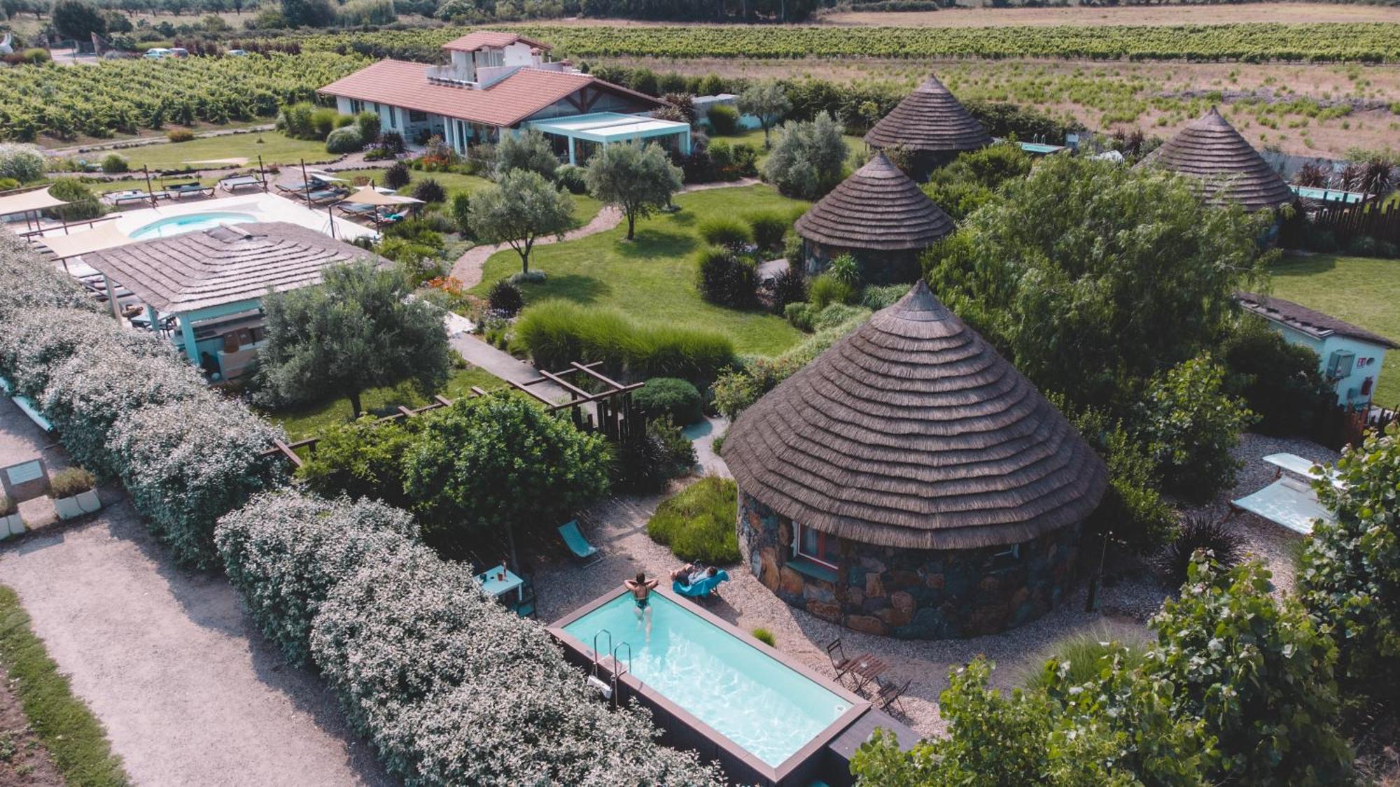 Is Cheas Wine Farm Boutique Hotel San Vero Milis 外观 照片